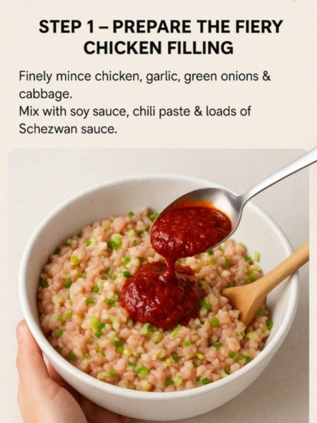 How to Make Chicken Schezwan Momos in 3 Steps